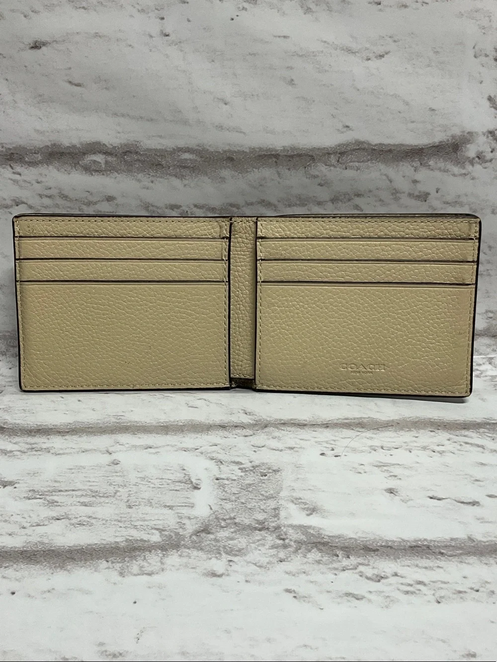 Coach classic bifold